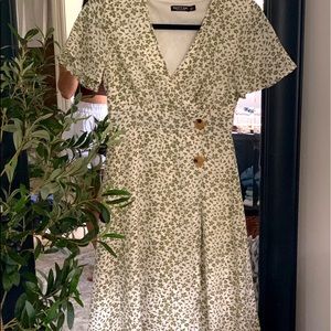 Brunch floral midi wrap dress